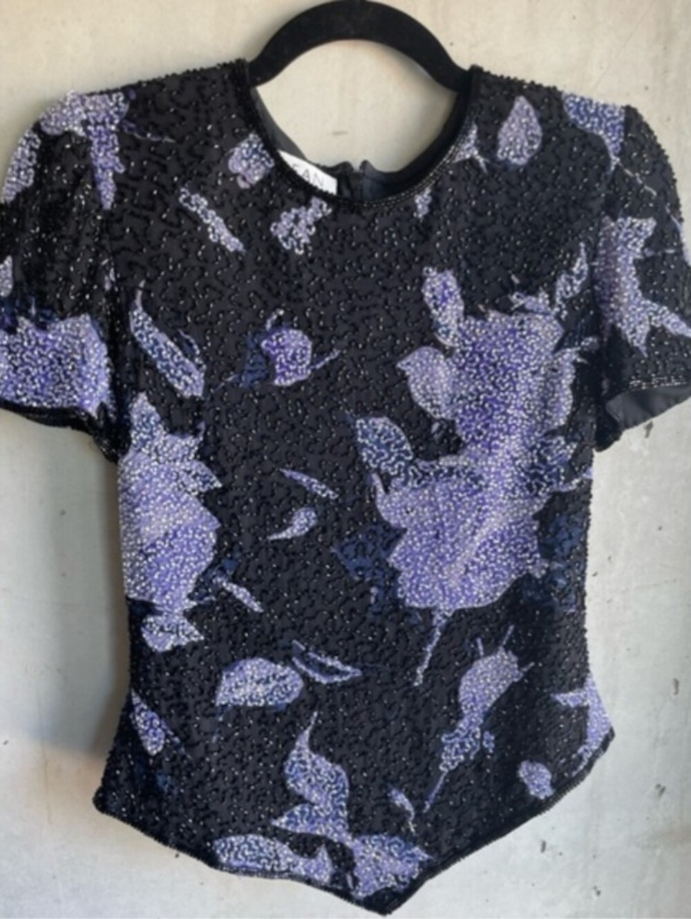 Stunning Sean Collection fully beaded black & lavender short-sleeve top Size S